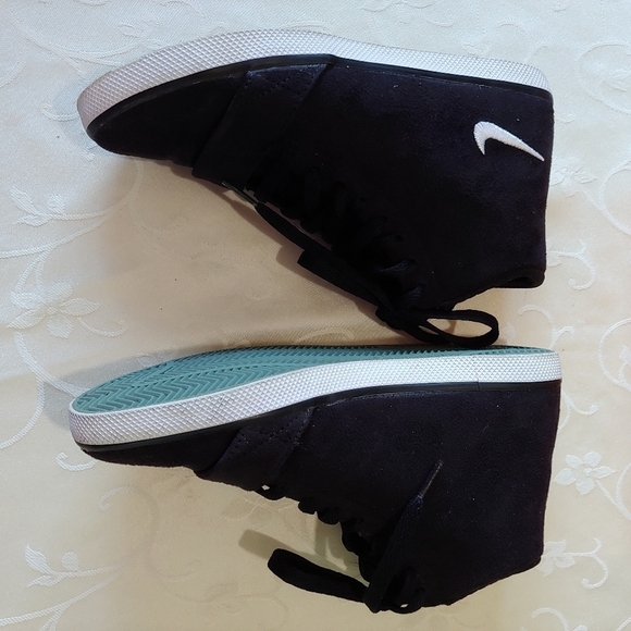 Nike 6.0 Balsa Mid Lite Size 6.5 Black Sneakers - Picture 4 of 8